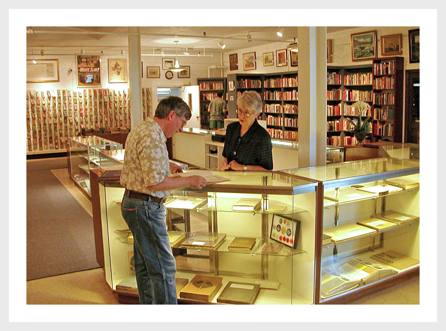 Old Editions Bookshop & Gallery